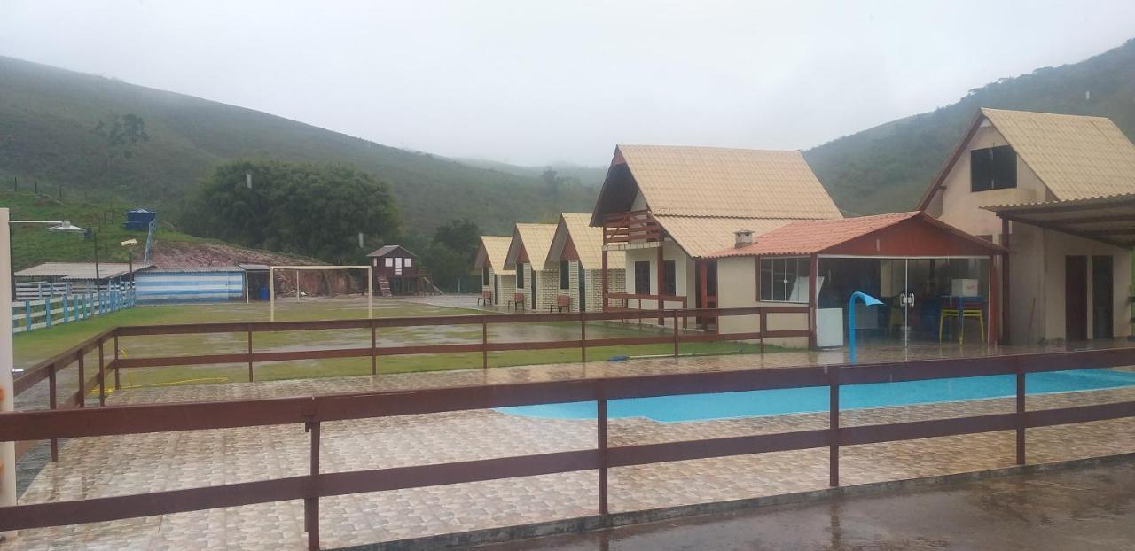 Pousada Recanto Feliz Carvalhos Mg Eksteriør bilde