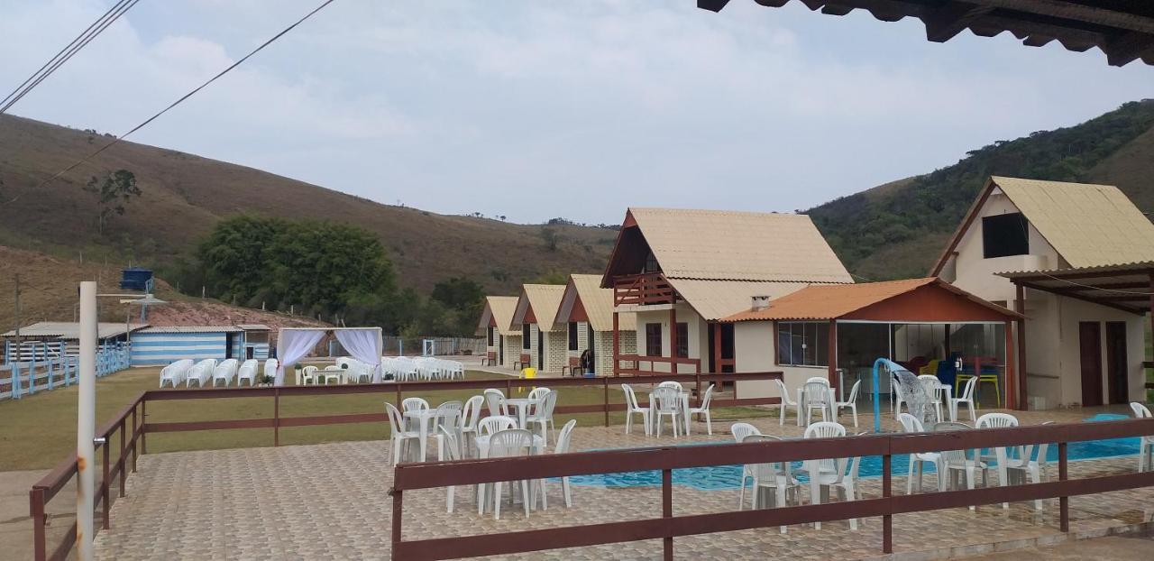 Pousada Recanto Feliz Carvalhos Mg Eksteriør bilde
