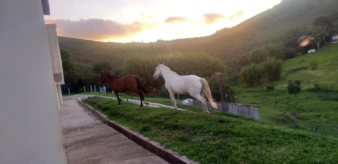 Pousada Recanto Feliz Carvalhos Mg Eksteriør bilde